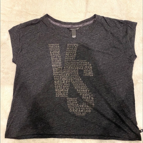 Victoria Secret shirt size M - Picture 2 of 3